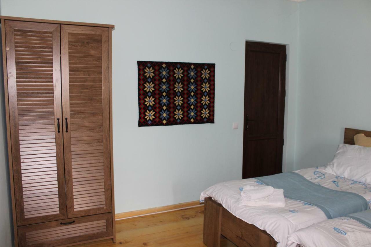 Village House Местия Екстериор снимка