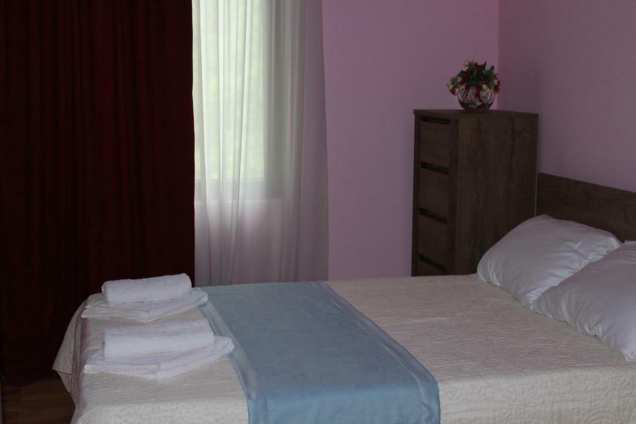 Village House Местия Екстериор снимка